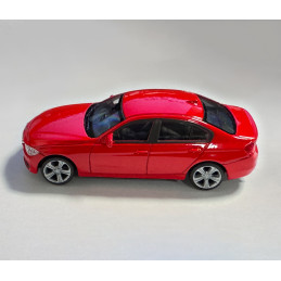 Maqueta BMW 335i (escala 1:43, aprox. 10x4x3 cm, color rojo)