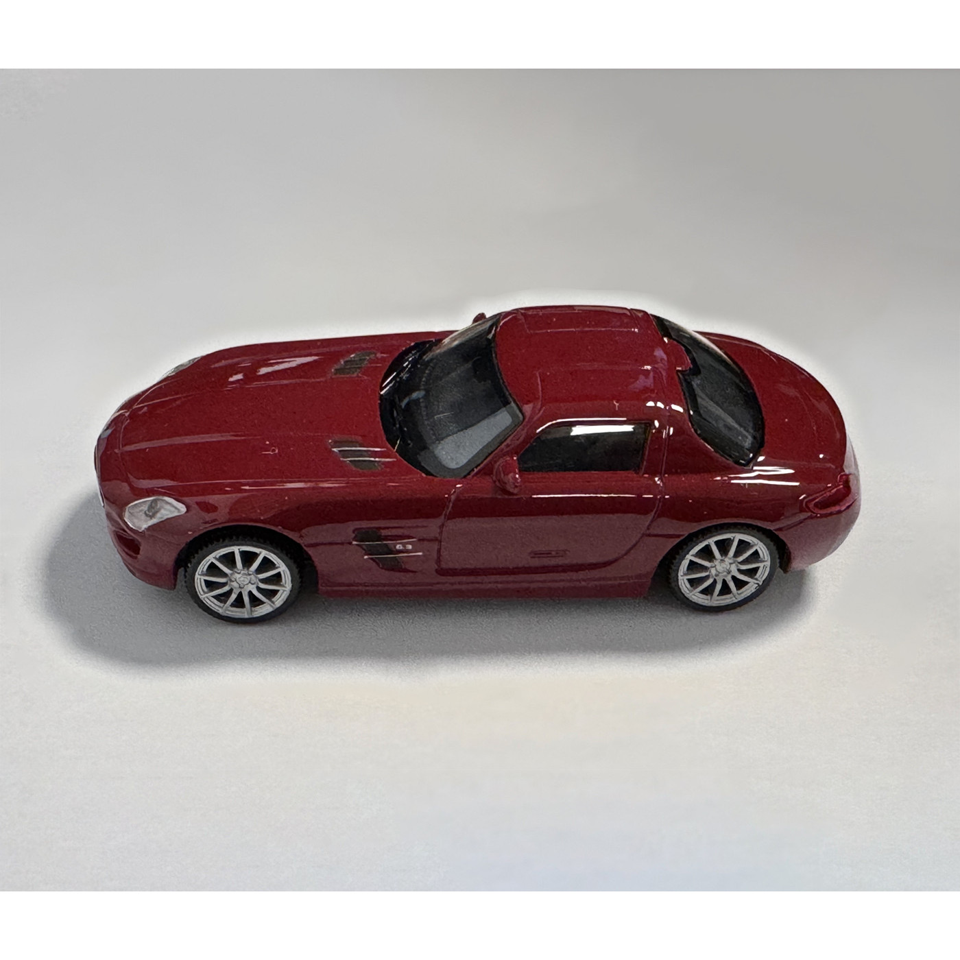 Scale model Mercedes Benz SLS AMG (scale 1:43, about 10x4x3 cm