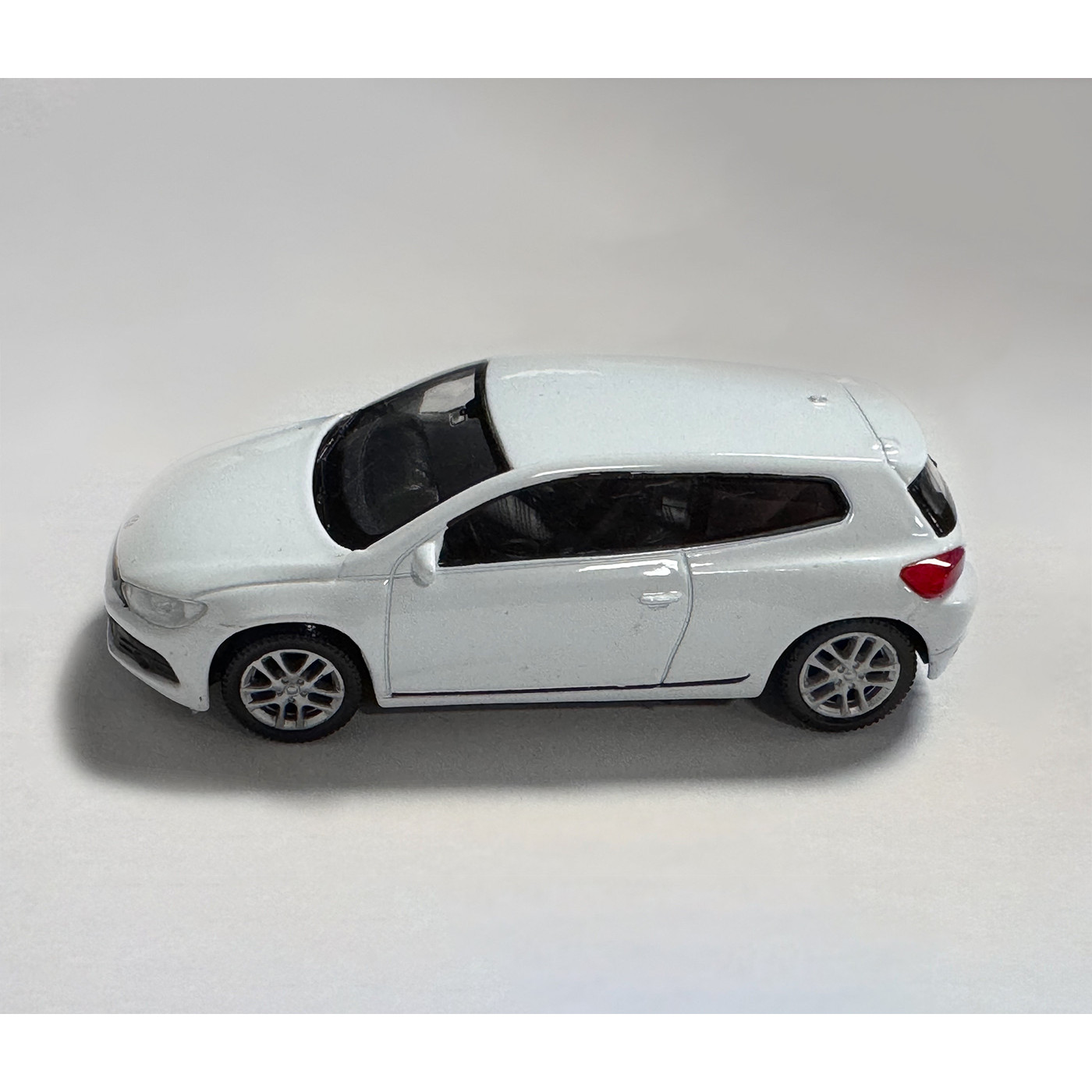 Maqueta VW Scirocco (escala 1:43, aprox. 10x4x3 cm, color